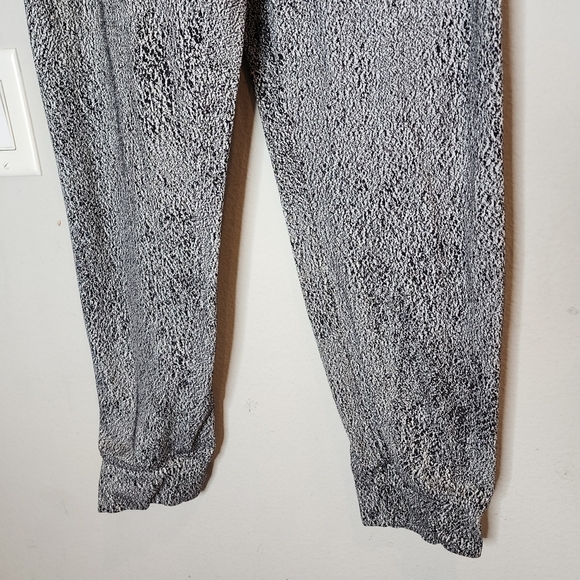 Lululemon Ready To Rulu Pant Jacquard White Black. Size 10 - Picture 14 of 16